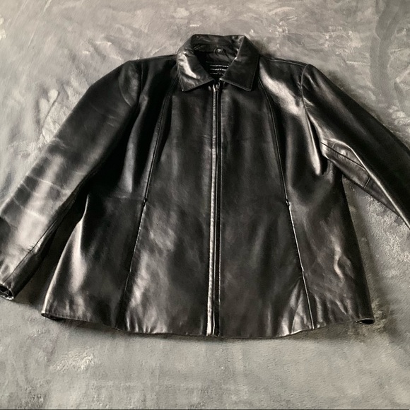 Preswick & Moore Leather Coat. EUC - Picture 5 of 11